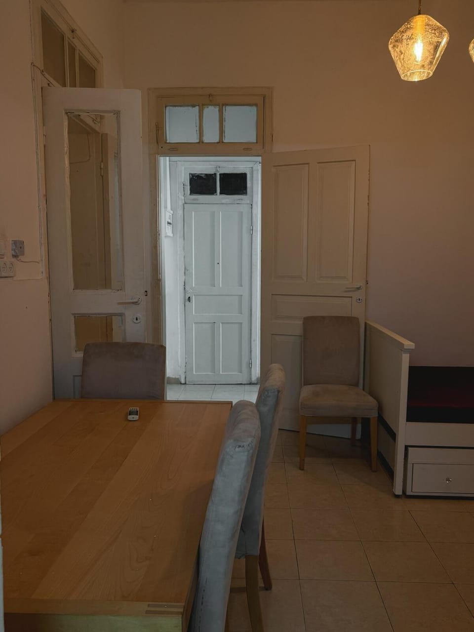 Charming 3-Room Apt in Haifa Daniel 6 1 floor Apartment in Haifa