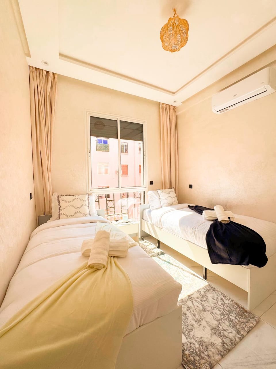 Bed, Photo of the whole room, Bedroom, towels, air conditioner