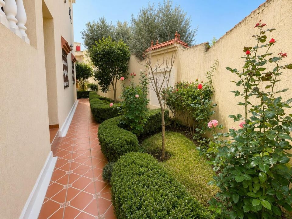 Spacious Villa Apartment with Private Terrace & Reversible AC Apartment in Tangier