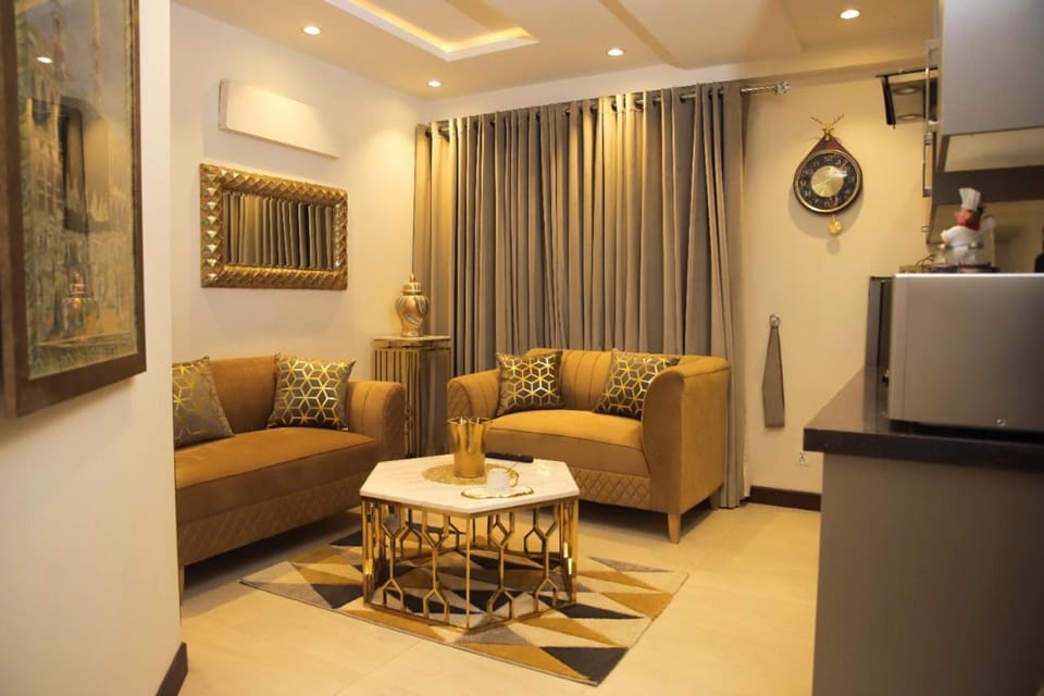 1 bad luxury apartment Apartment in Lahore