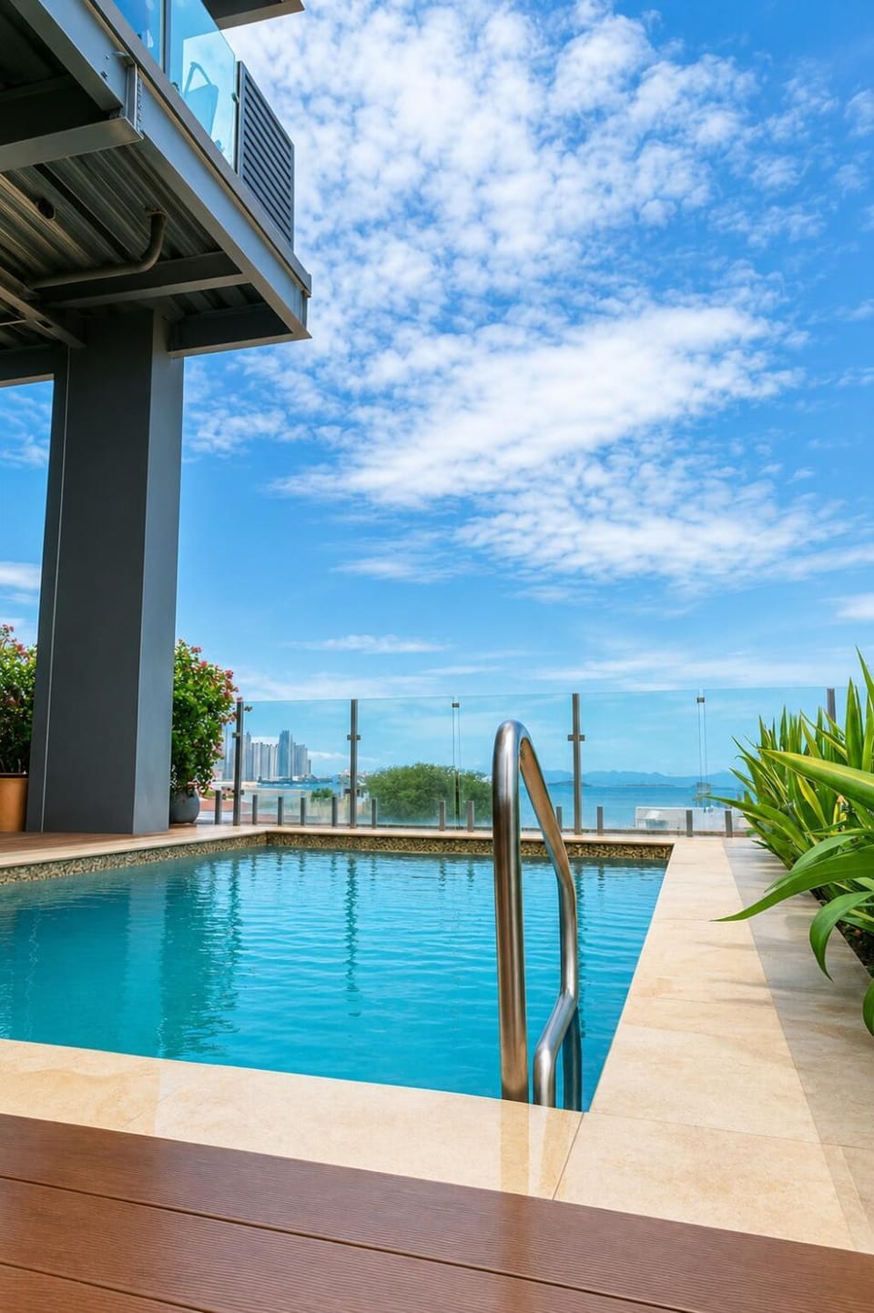 Rooftop Pool & City Views in Casco View Apartment in Panama City, Panama