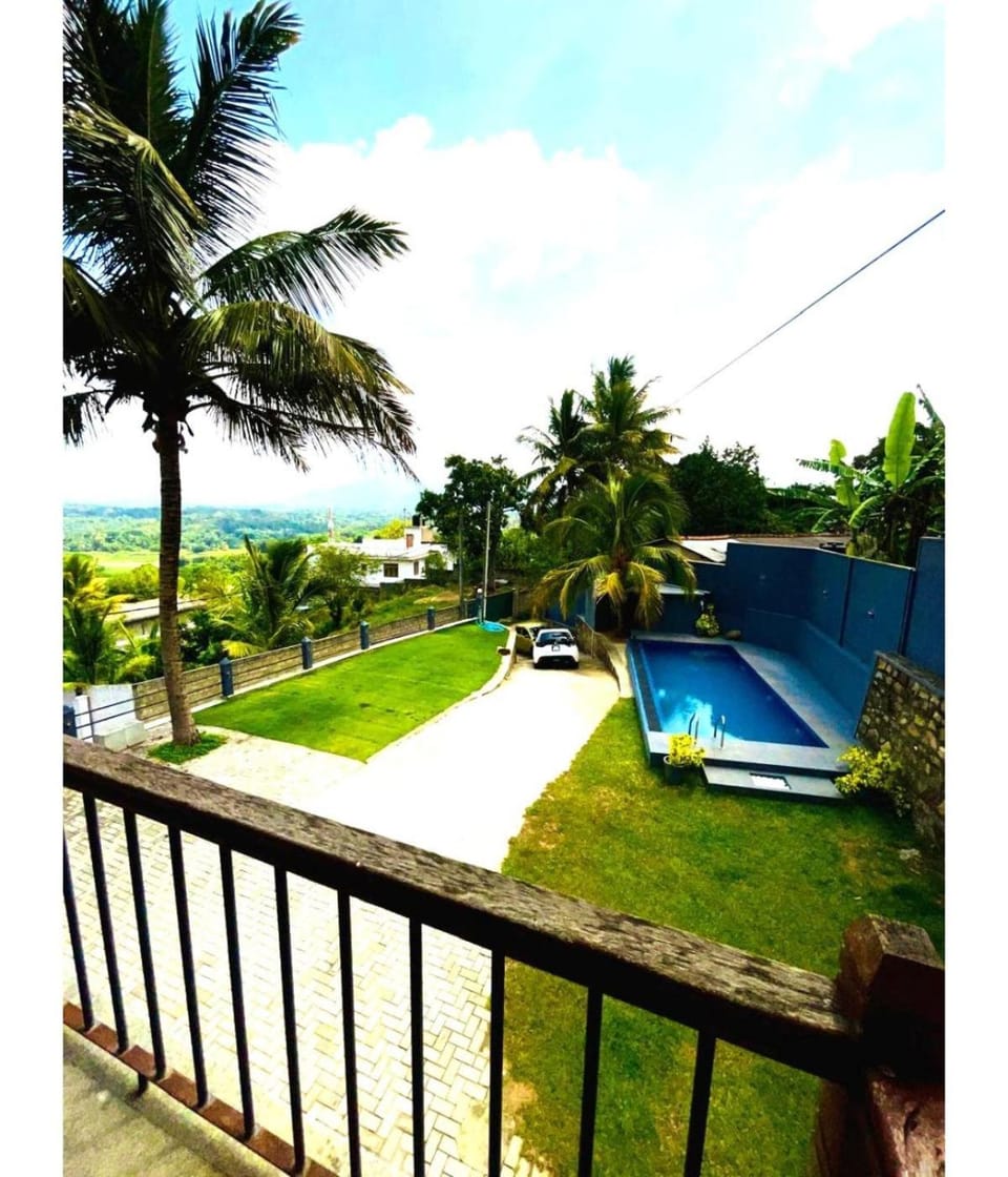 Day, Natural landscape, Garden, Balcony/Terrace, Garden view, Pool view, Swimming pool, sunbed