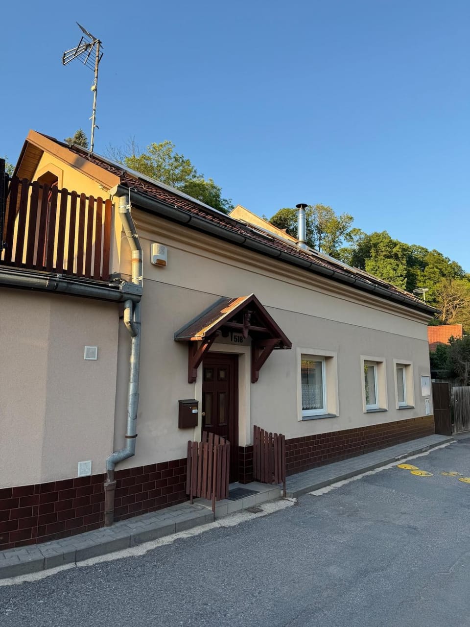 Property building, Day