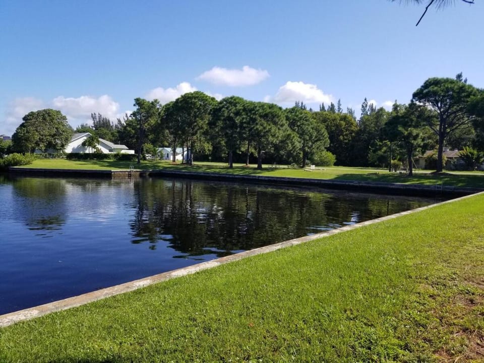 NEW 1st flr 1 lvl EZ parking duplx Apartment in Lee County