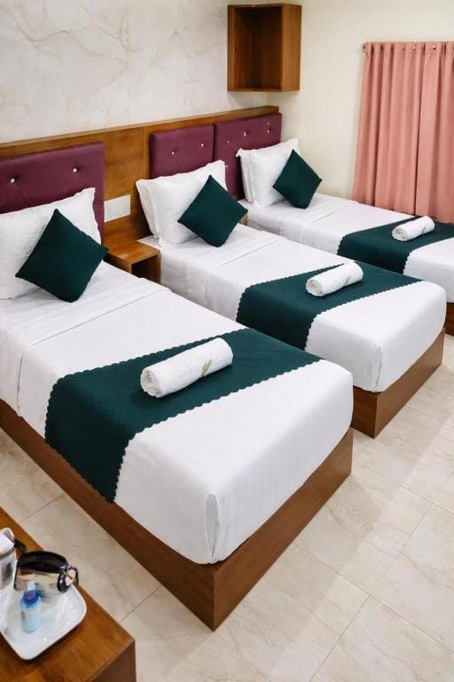 Hotel Glow Star Resedency Hotel in Mumbai