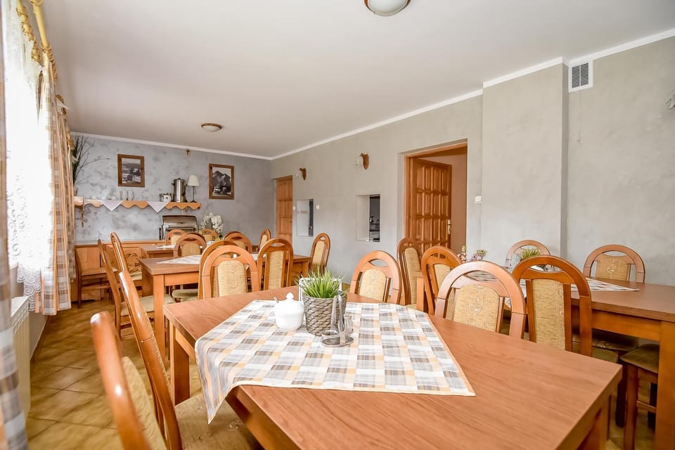 Restaurant/places to eat, Meals, Breakfast