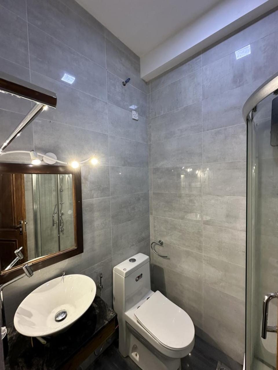 Shower, Toilet, Bathroom