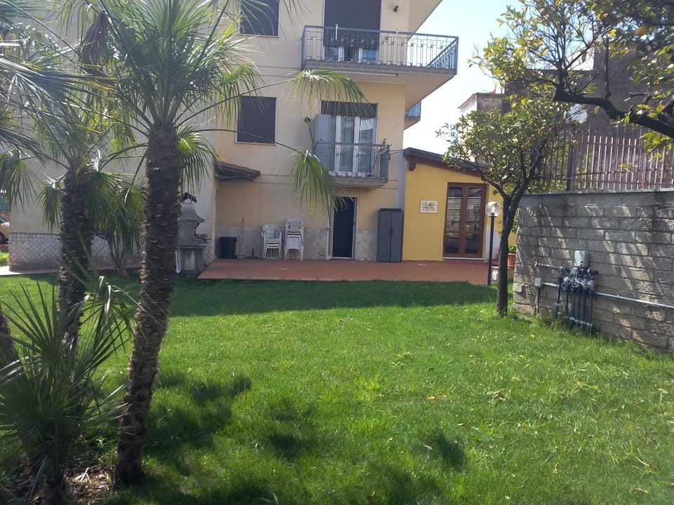 Inner courtyard view