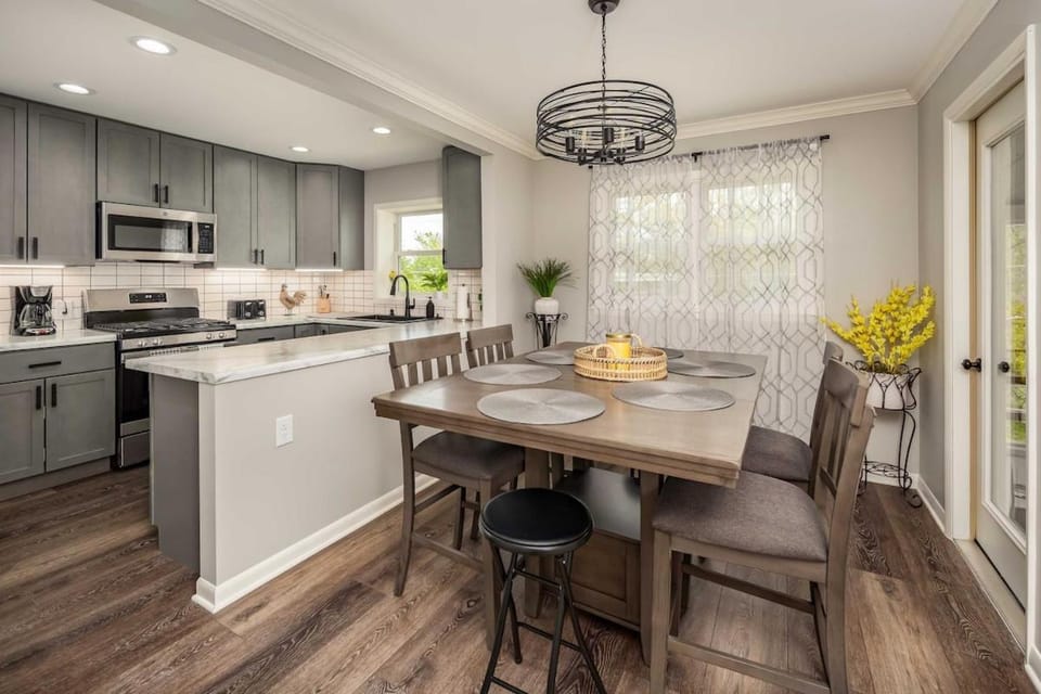 Quiet, Calm, Comfortable Apartment - Apartment in Davenport