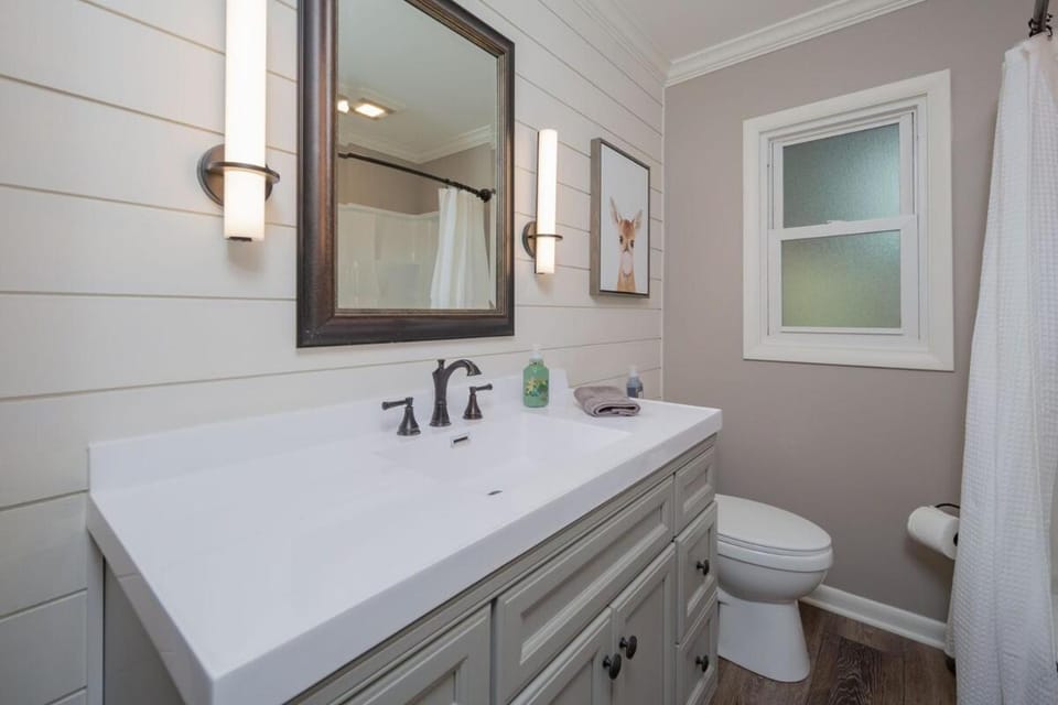 Quiet, Calm, Comfortable Apartment - Apartment in Davenport