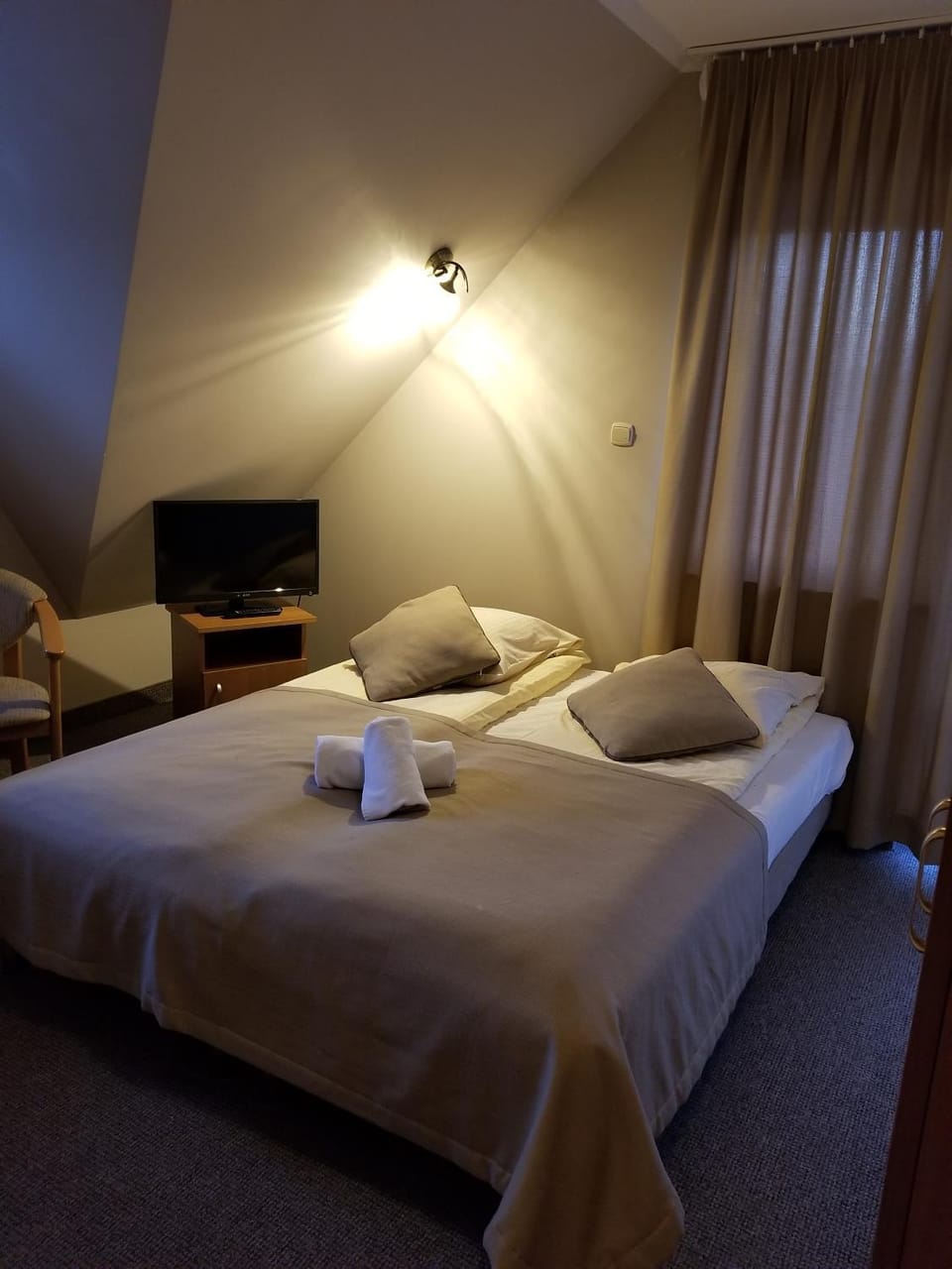Photo of the whole room