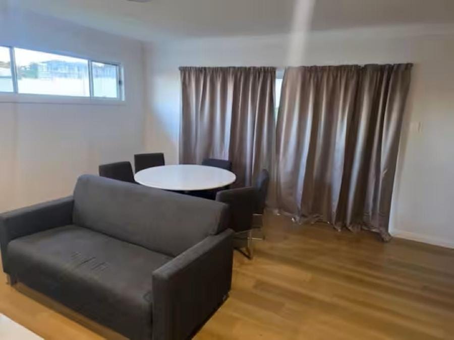 5 Bedroom Workstays Home Tidy Comfort Close to Shops House in Muswellbrook