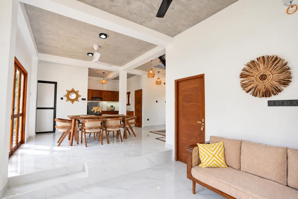 Saya Ahangama - 4 Bedroom Villa near Secret Beach Villa in Ahangama