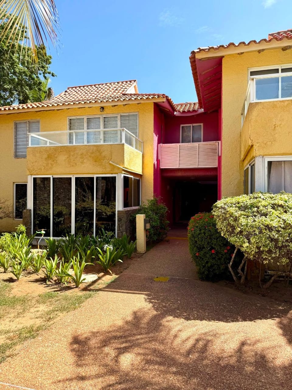 Villas del Sol Condominio, pileta a metros de la playa Apartment in Venezuela