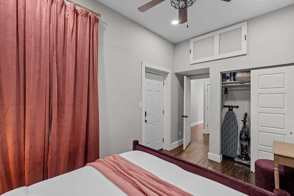 Bed, Bedroom, wardrobe