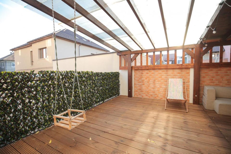 Day, Balcony/Terrace