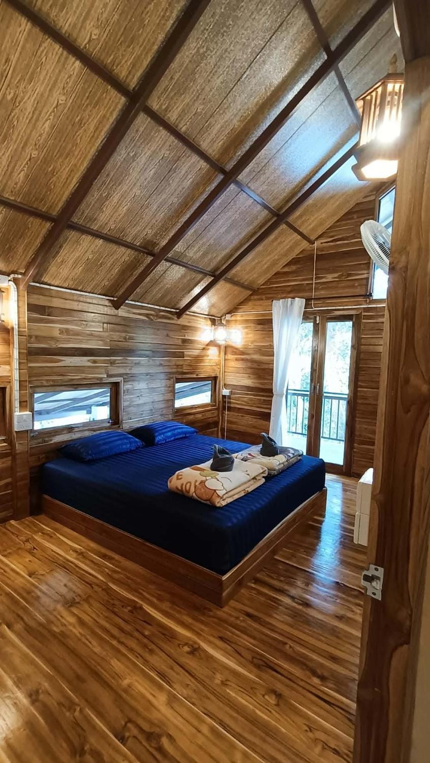 ชีวิตชีวา โฮมสเตย์ แม่กำปอง Bed and Breakfast in Thailand