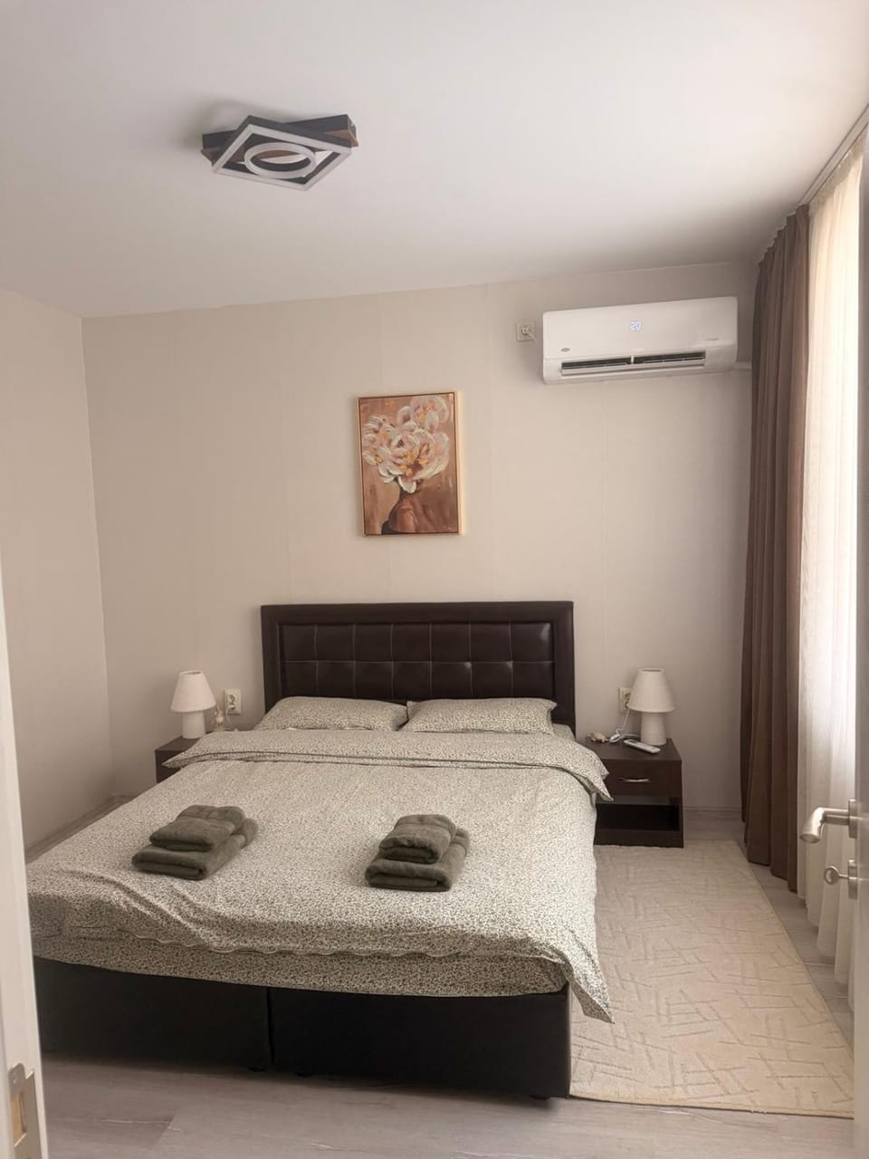 Bed, Photo of the whole room, Bedroom, towels, air conditioner