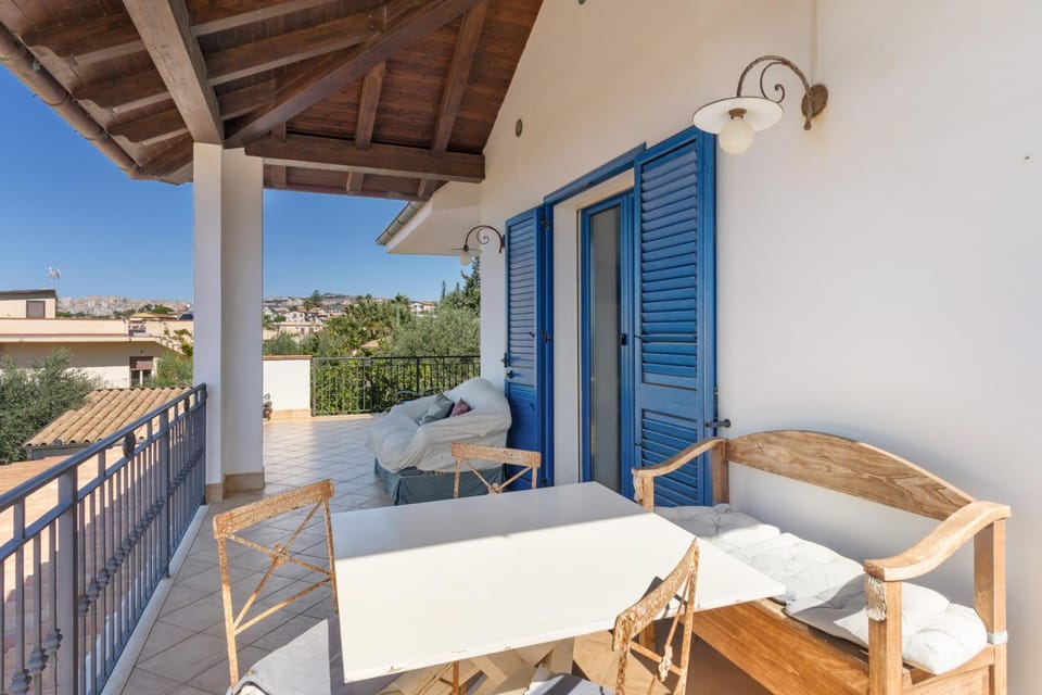 Sunset House House in Sicily