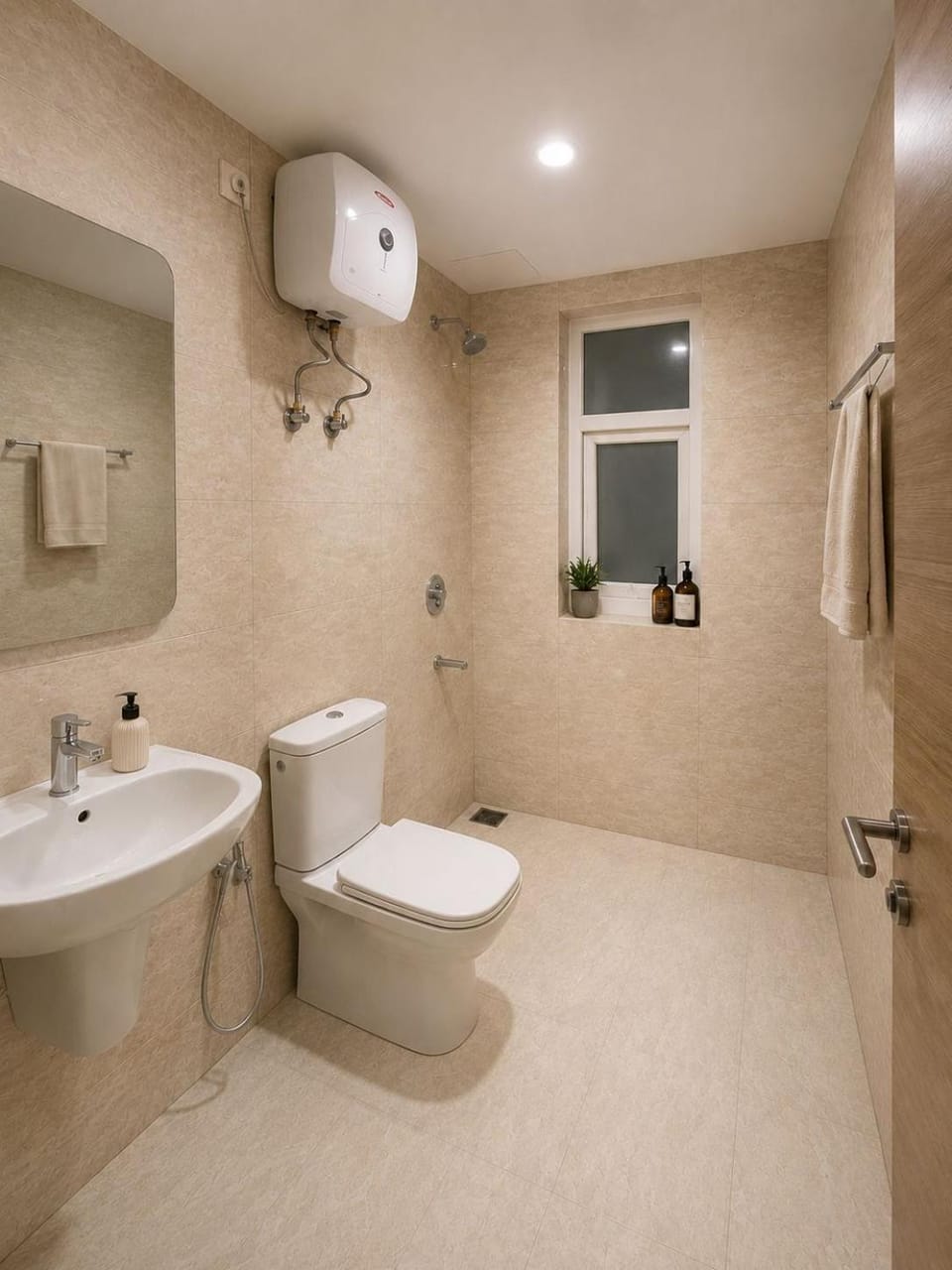Padharo Madhav, Private Balcony, Near Pream Mandir Apartment in Uttar Pradesh