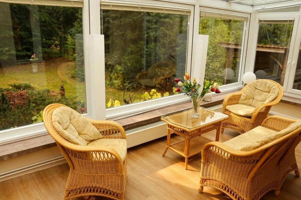 Garden, Balcony/Terrace, Seating area, Garden view