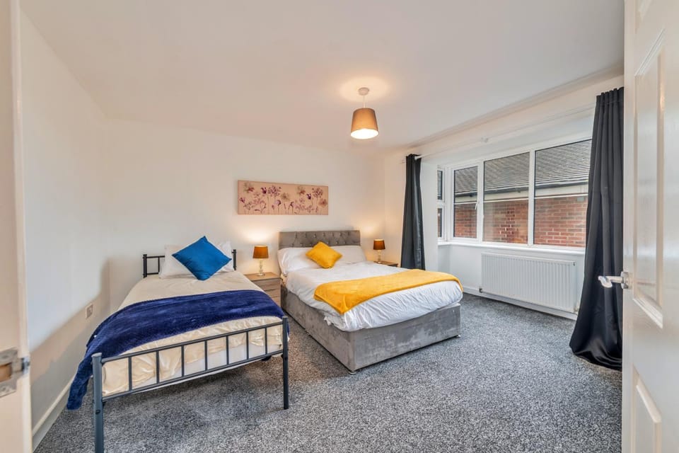 Bed, Bedroom