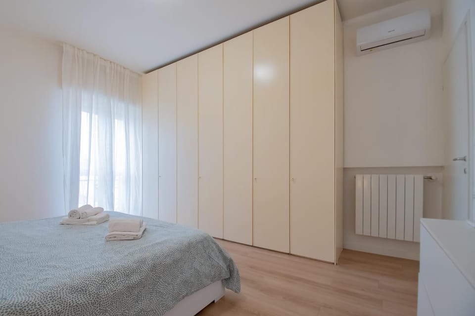 Trilocale Ospedale Civile 2 - F&L Apartment Apartment in Province of Brescia