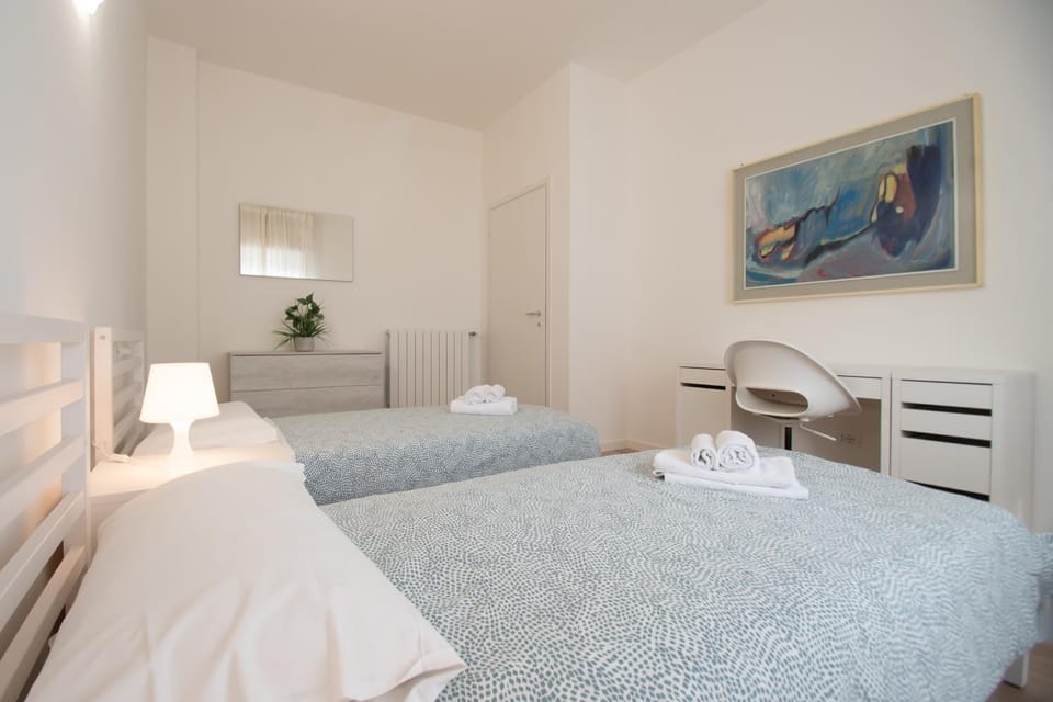 Trilocale Ospedale Civile 2 - F&L Apartment Apartment in Province of Brescia