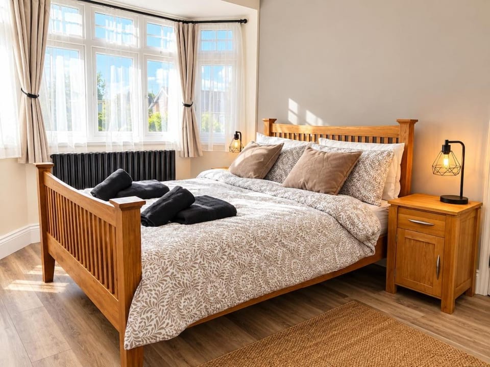 Bed, Bedroom