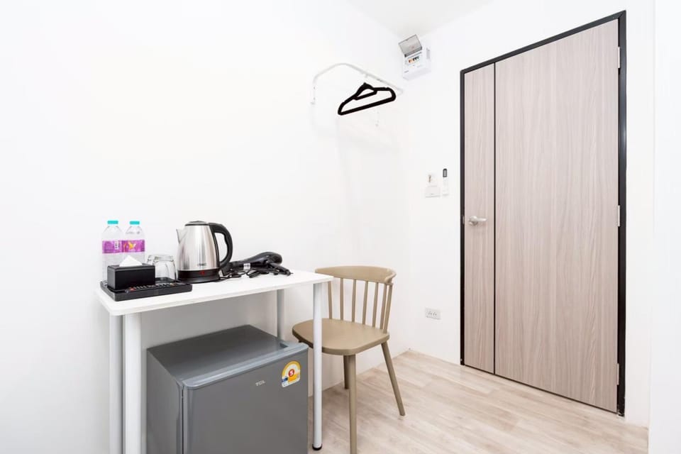 Coffee/tea facilities, Photo of the whole room