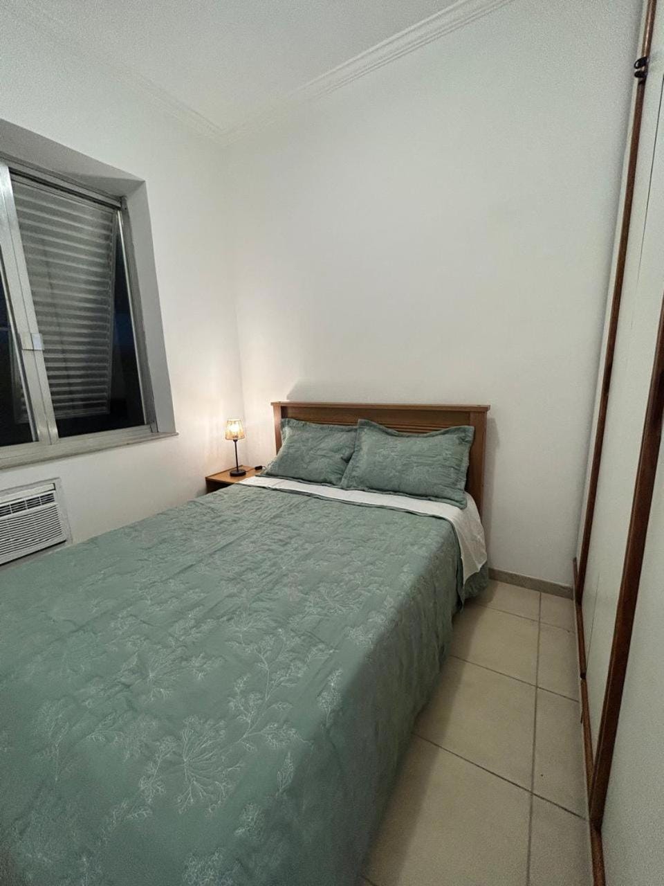 Apartamento a 2 minutos da Praia do Leblon Apartment in Rio de Janeiro