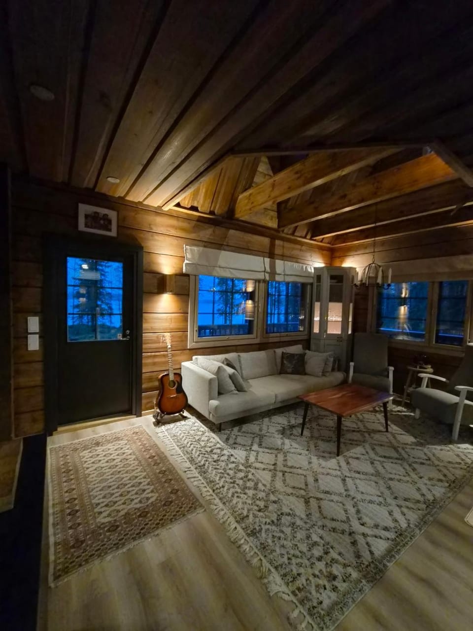 Private Wilderness Lodge on Lake Livojärvi Villa in Lapland