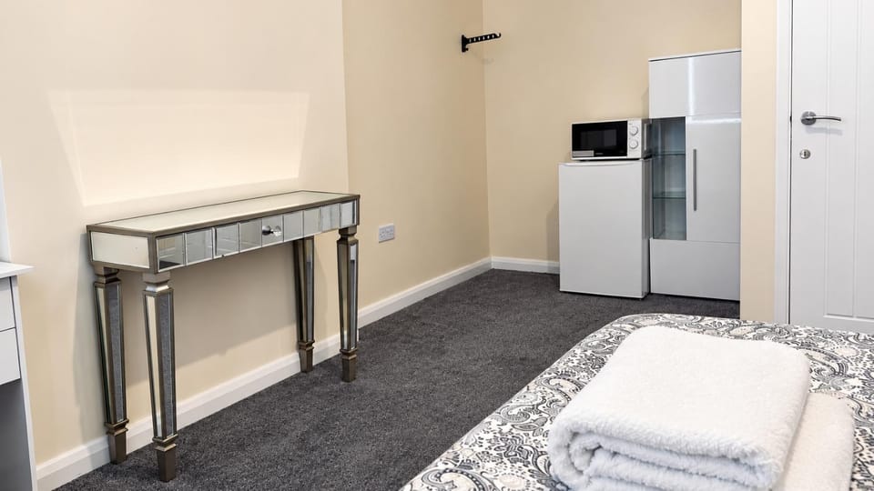 FC lounge Vacation rental in Luton
