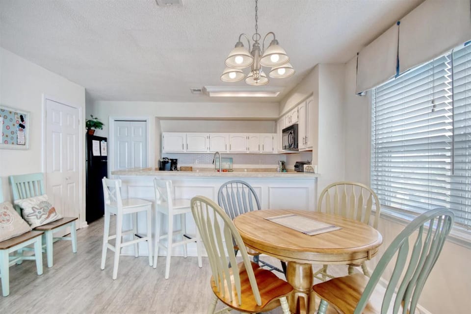 Surfside Beach Oceanfront 2BR Cape Coddages II Apartment in Surfside Beach