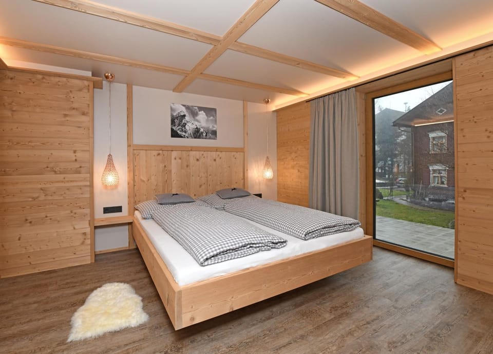 Living room, Bedroom