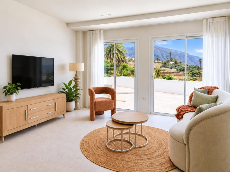 TV and multimedia, View (from property/room), Balcony/Terrace, Living room