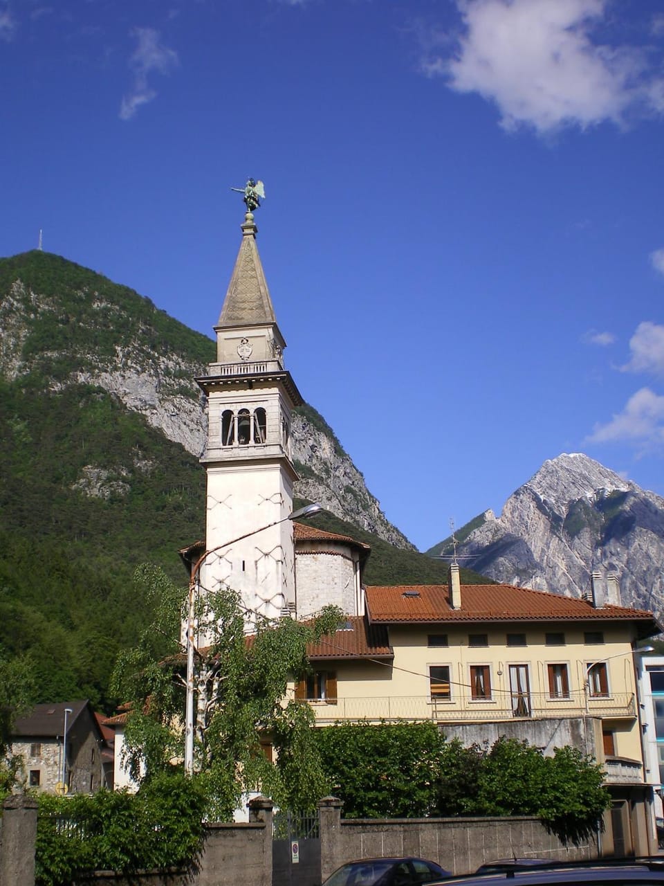 Property building, Day