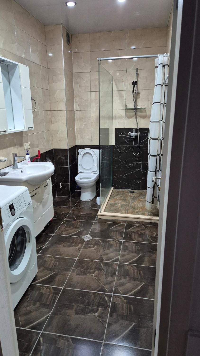 Shower, Toilet, Bathroom