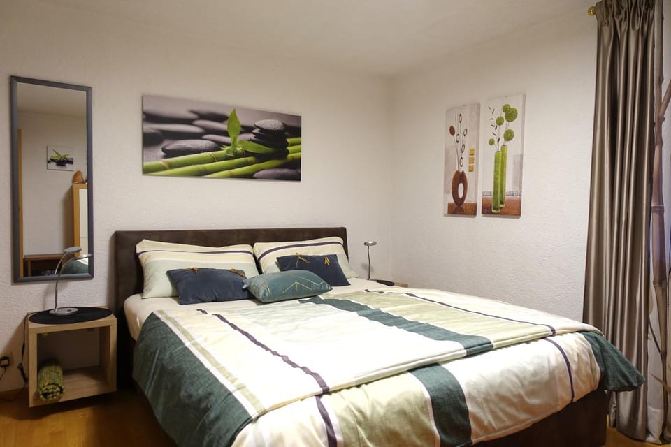 Bed, Bedroom