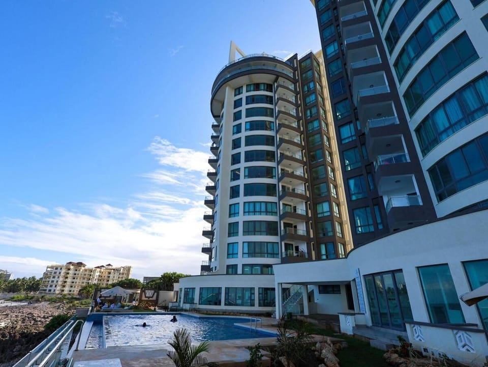 Most luxurious 3 bedroom beachfront in Nyali Apartment in Mombasa County