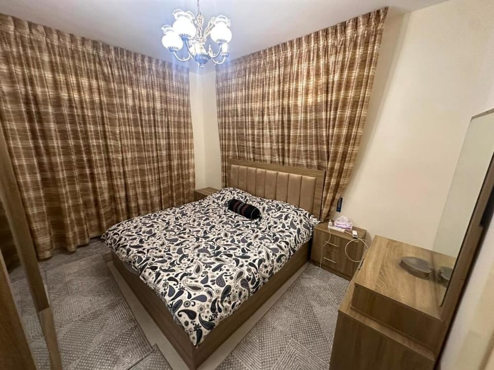 bedroom Apartment Fully Furnished Sport Cityشقة مفروشة محدثة بالقرب من الجامعات والمستشفيات Apartment in Africa