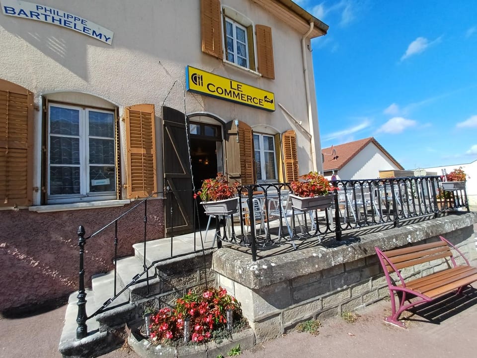 Property building, Balcony/Terrace