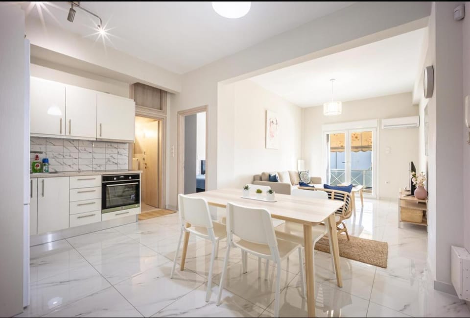 Boutique69 Luxury Apartment Glyfada Apartment in South Athens