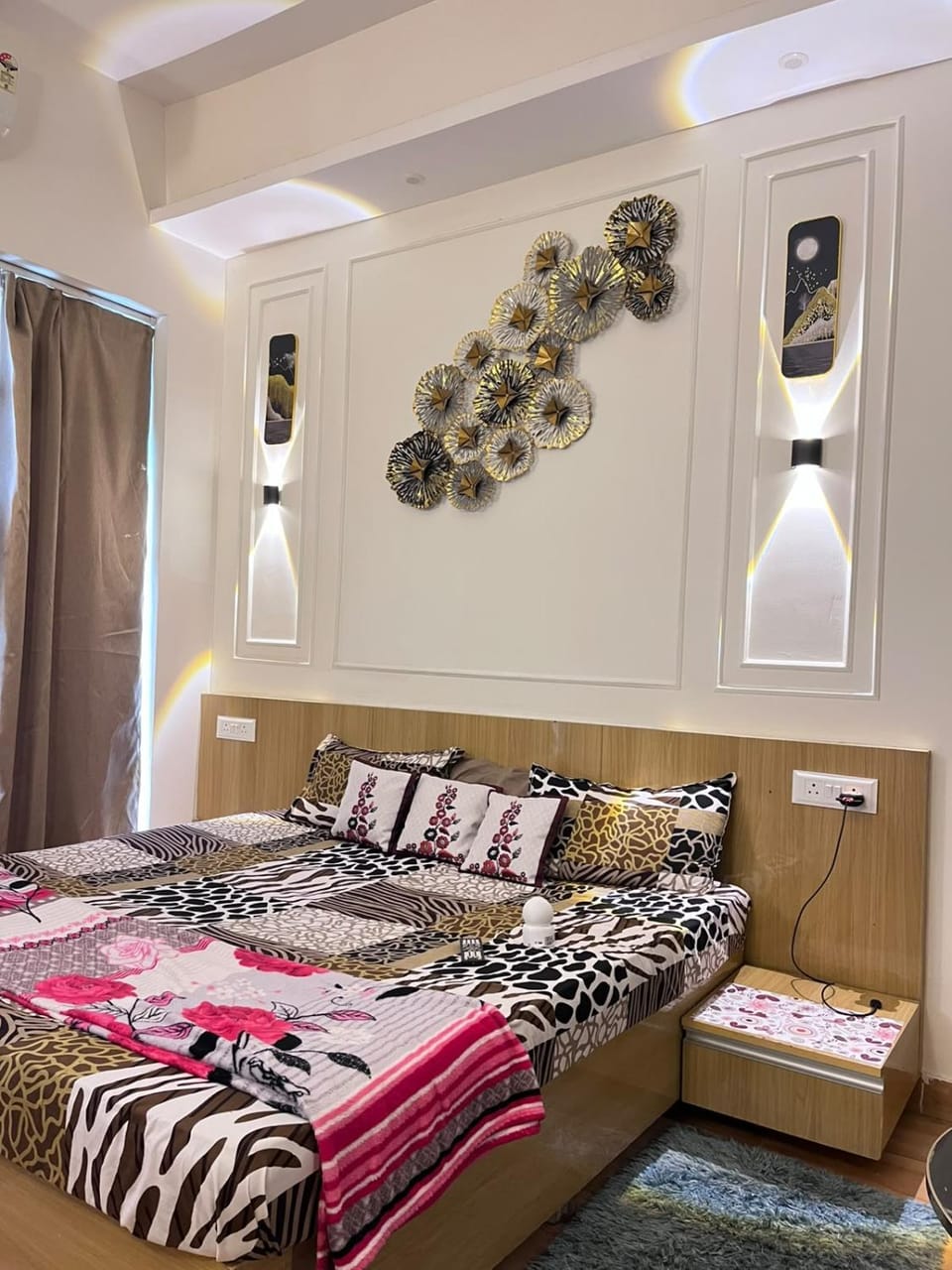 Aura Luxe Estate Apartment in Noida