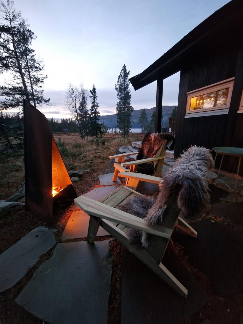 Romantisk fjellopphold med varm jacuzzi, stjernehimmel og mulighet for å oppleve nordlyset House in Trondelag