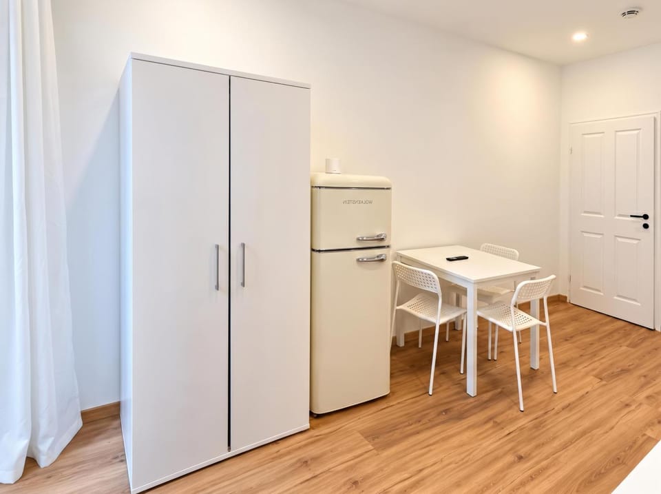Dining area, wardrobe