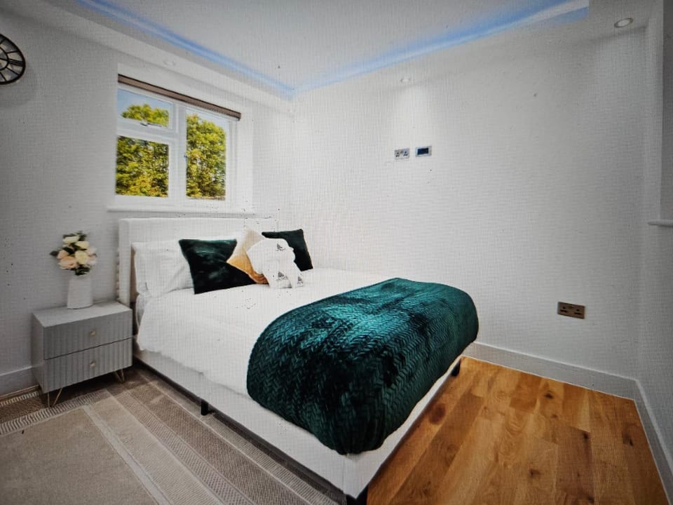 Luxury 4 -Bed Apt Apartment in City of Westminster