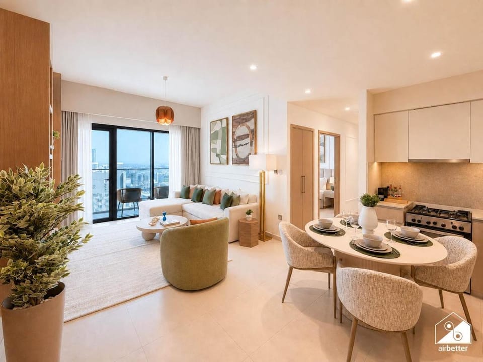 Designer 2 Bedroom Balcony Burj Royale City View Apartment in Dubai