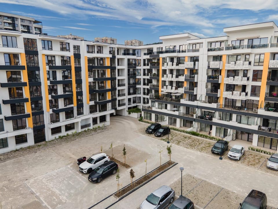 Property building, Day, Location, Parking