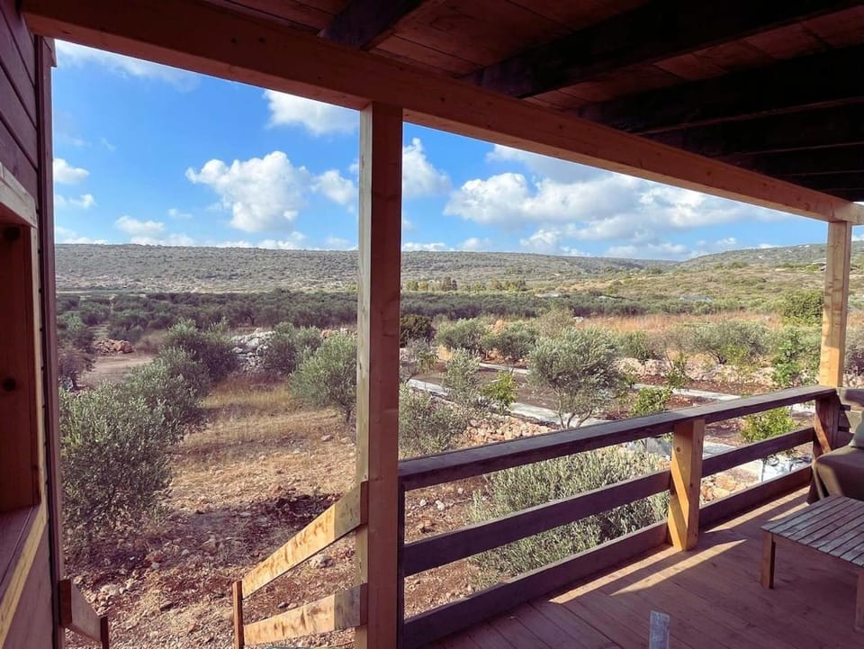 בקתת אלבי - ערגה ונועה בכליל Campground/ 
RV Resort in North District